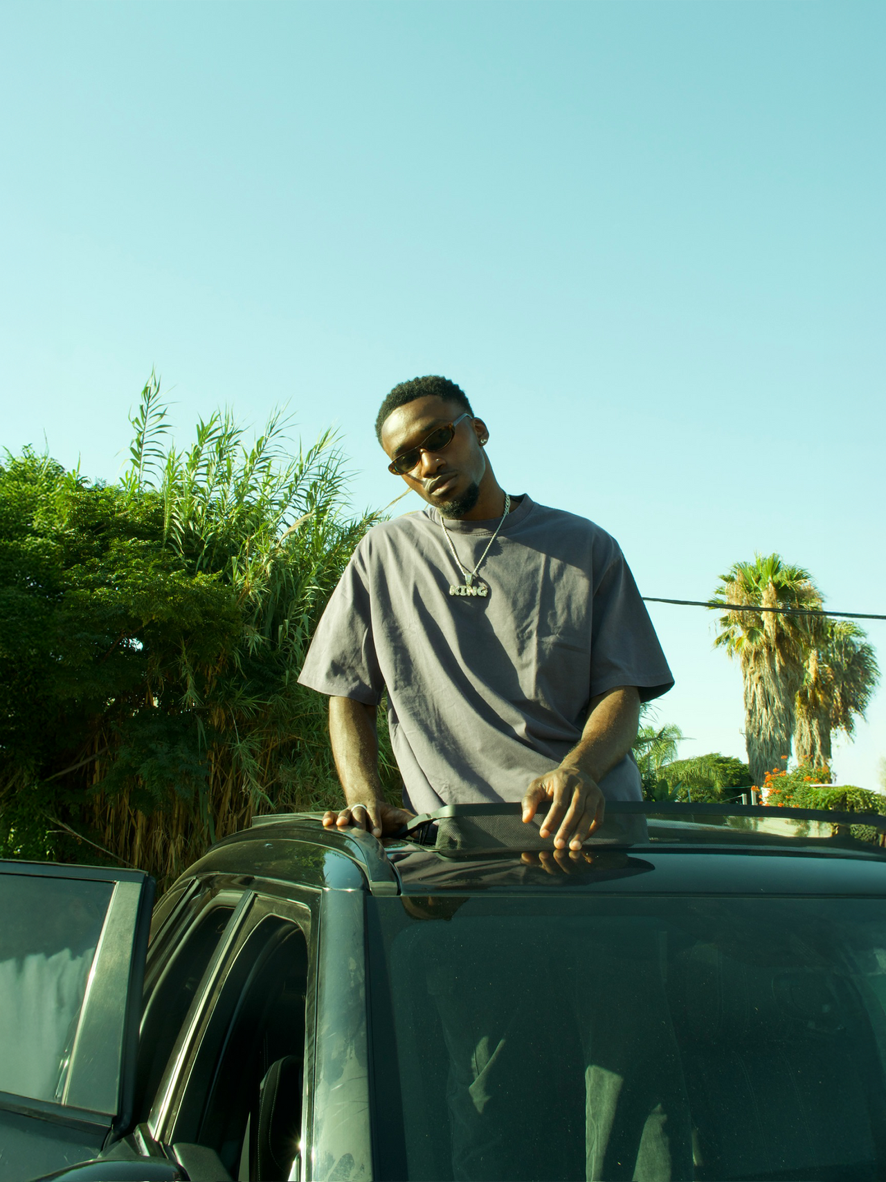 חולצה קלילה אוברסייז לגבר 200 גרם ווש צבע סגול קדימה