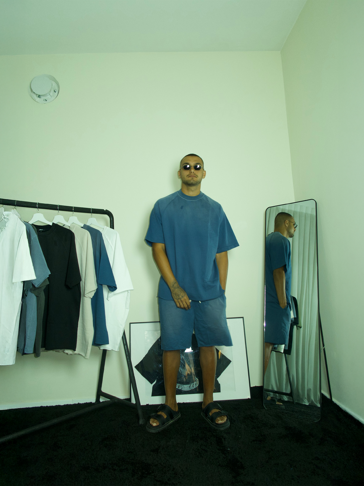 חולצה לגבר ווש 300 גרם צבע כחול מכובס קדימה