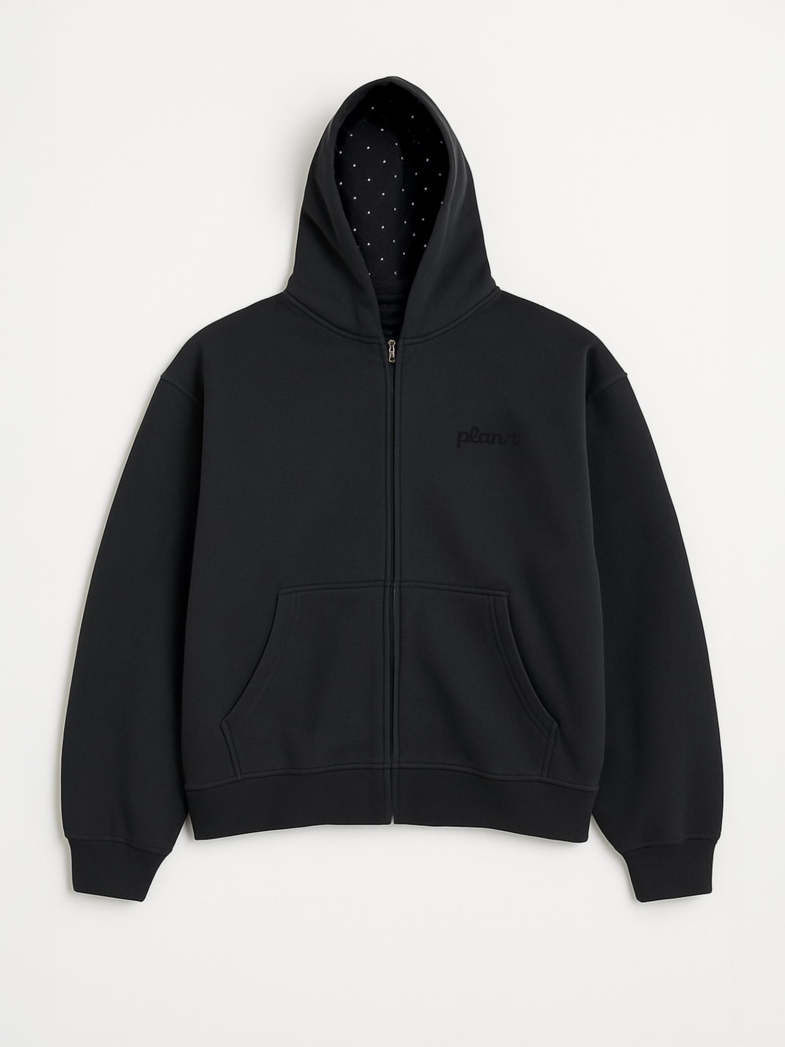 קפוצ׳ון שחור בוקסי עם רוכסן ורקמת Plan T שחורה על שחורה